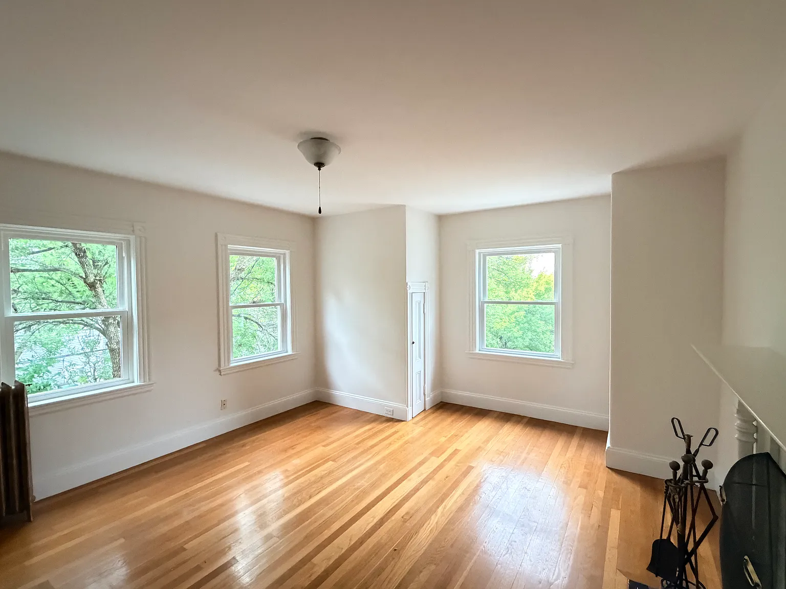 3 bed, 1745 sqft, $4,200 — Photo 3