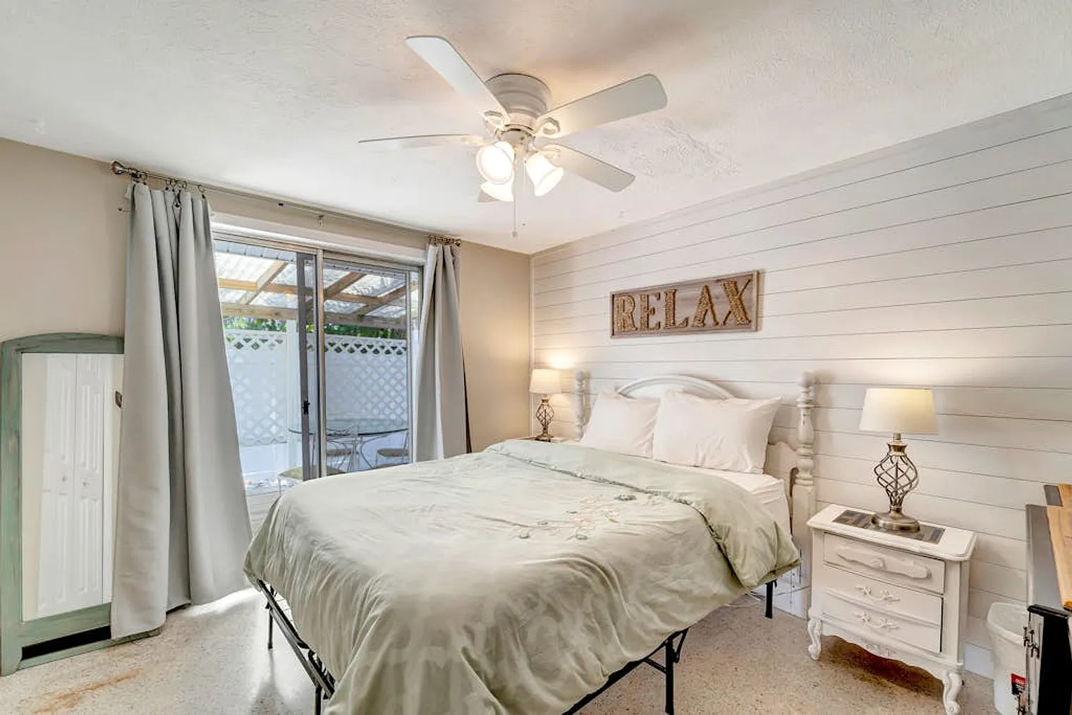 2 bed, 1.0 bath, $2,673 — Photo 4