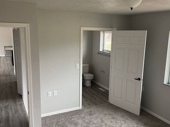 5th image of 380 E 4th St