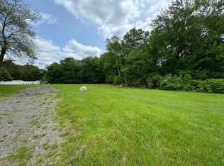 454 Fall River Ave, Seekonk, MA 02771