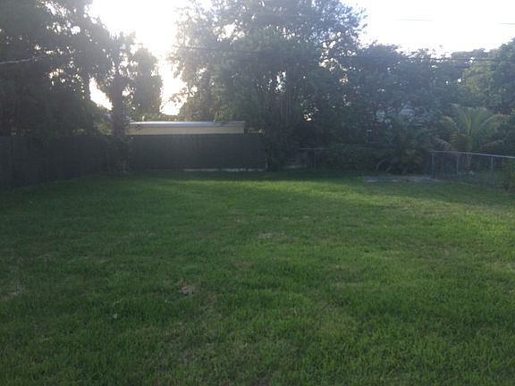 5th image of 1117 NW 3rd Ave