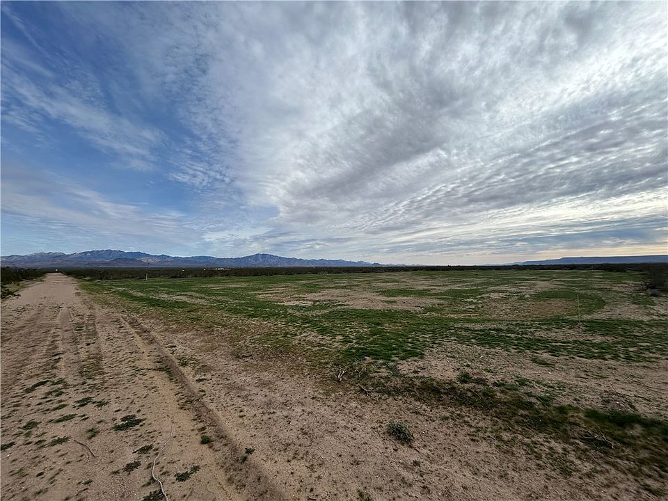 1st image of 215-07-044A W Encanto Drive