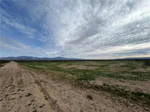 215-07-044A W Encanto Drive, Golden Valley, AZ 86413