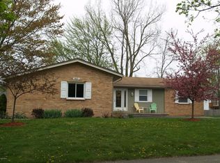 3847 Kirkshire Dr SE, Grand Rapids, MI 49508