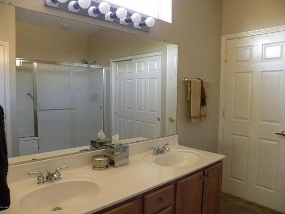 5th image of 15153 W Waterford Dr