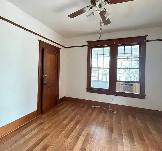 118 S 3rd St #202 — Photo 7
