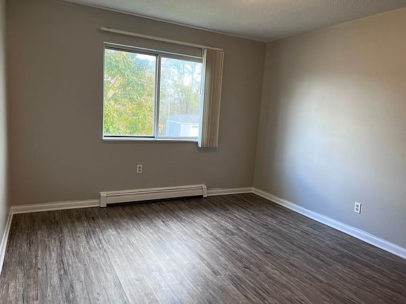 4th image of 479 Donna Dr NW #0