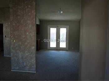 2nd image of 5807 Deer Valley Dr