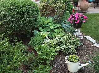 7809 Meadow Bend Dr, Indianapolis, IN 46259