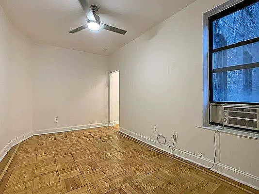 2nd image of 455 W 44th St APT 17