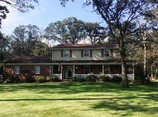 1043 N Prairiewood Dr, Rochester, IN 46975