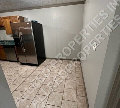 5th image of 1704 N Lewis Ave