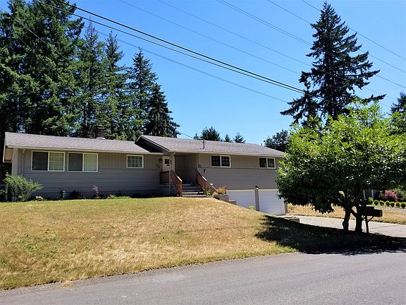 2nd image of 530 Cougar St SE