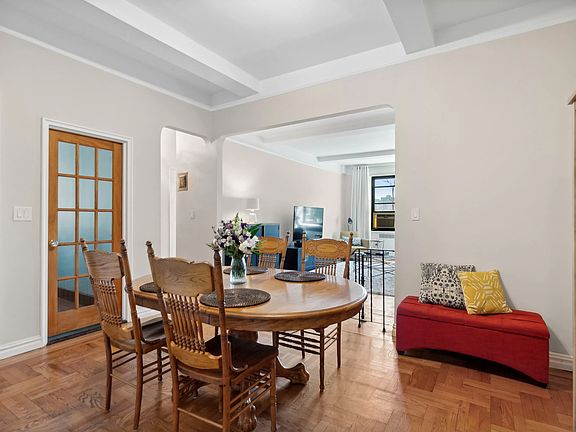 4th image of 50 Park Ter E APT 2F