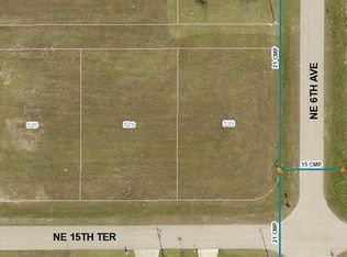 533 NE 15th Ter, Cape Coral, FL 33909