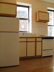 Rented by Tower Brokerage