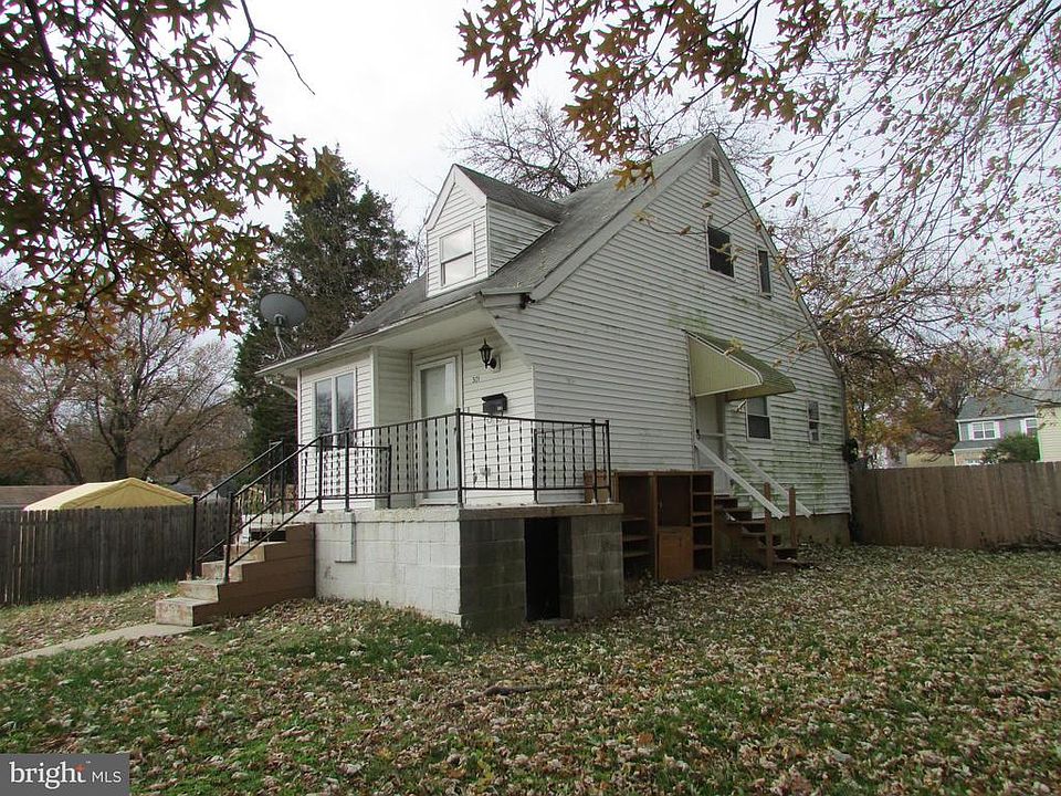 1st image of 301 Brighton Ave