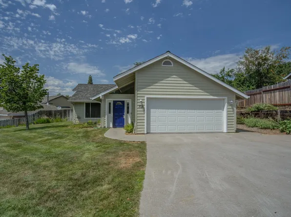 706 Glen Mar Dr, Mount Shasta, CA 96067