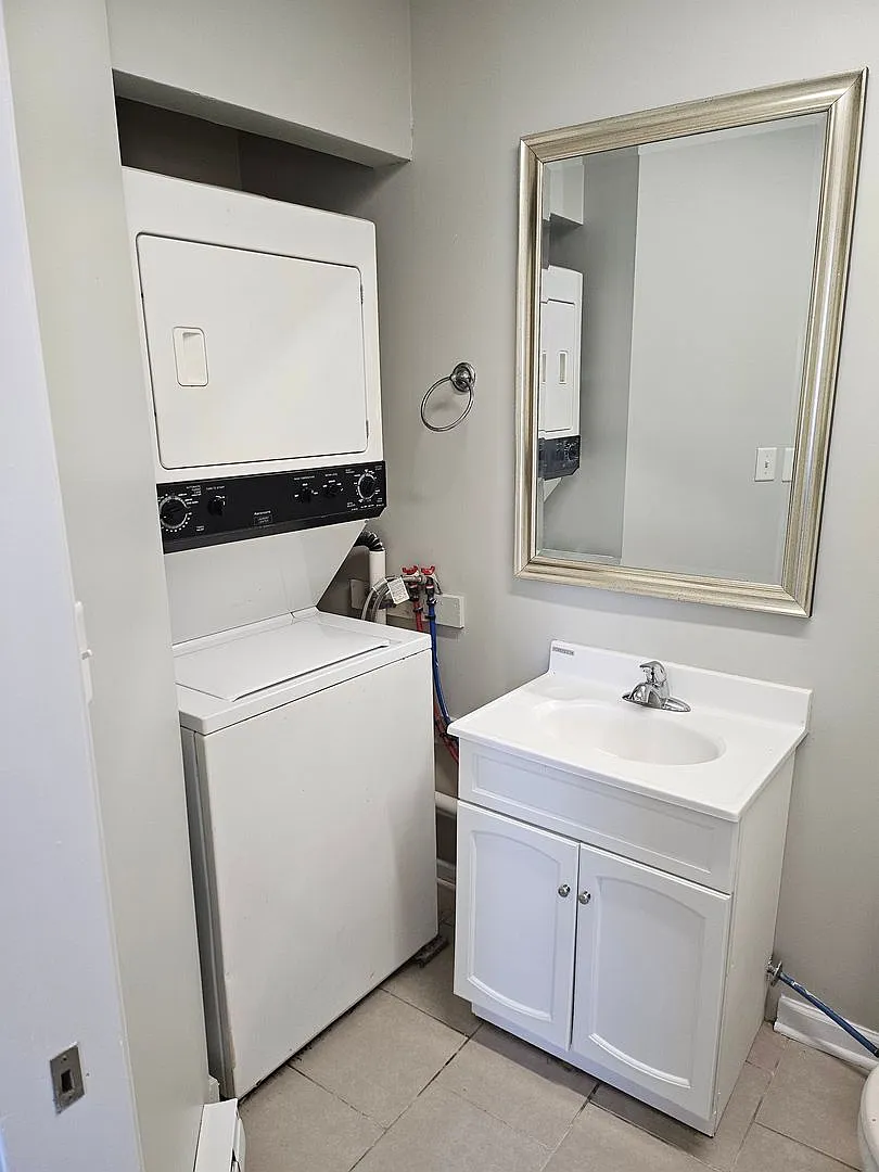 1505 Lincoln Ave. — Photo 3
