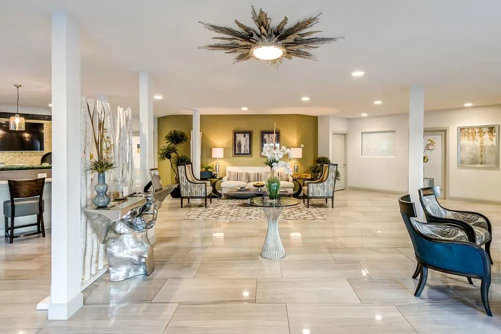 Meridian Luxury Apartment Homes — Photo 3