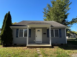 533 Bluff Ave, Waynesboro, VA 22980
