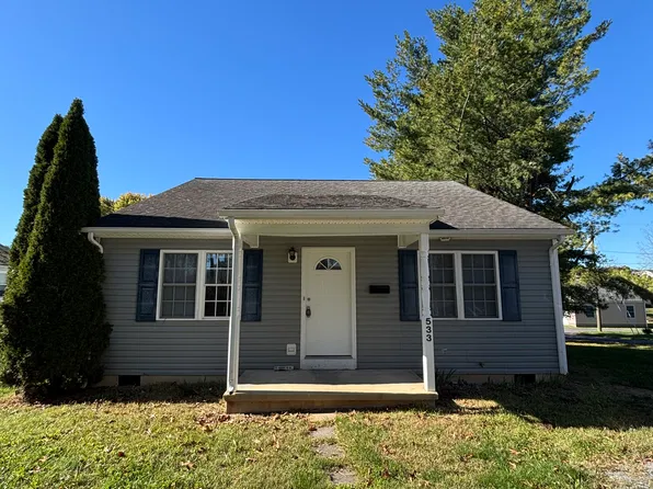 533 Bluff Ave, Waynesboro, VA 22980