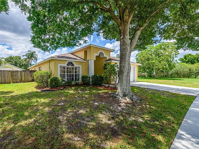 1407 Wakefield Dr — Photo 28