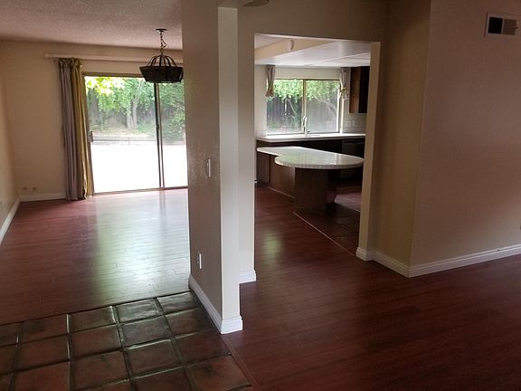 4th image of 5110 Walnut Park Dr