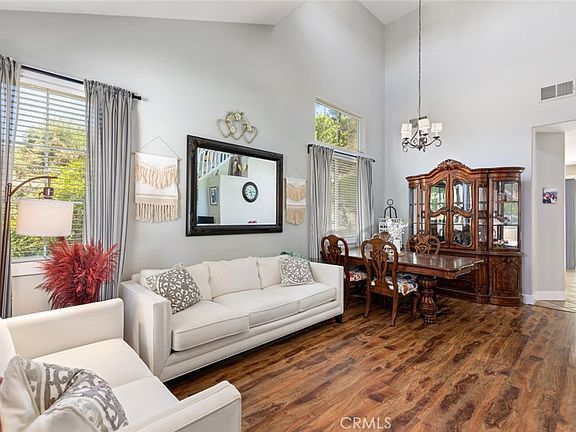 4th image of 3273 Ivy Ct