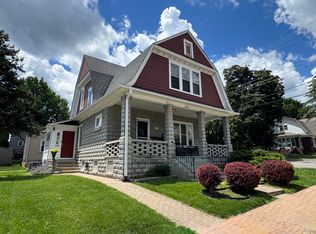 3317 Pearl St, McHenry, IL 60050