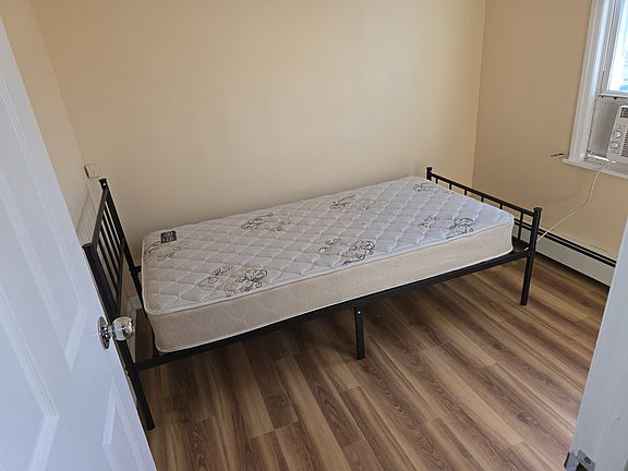 4th image of 408 Liberty Ave Floor 2