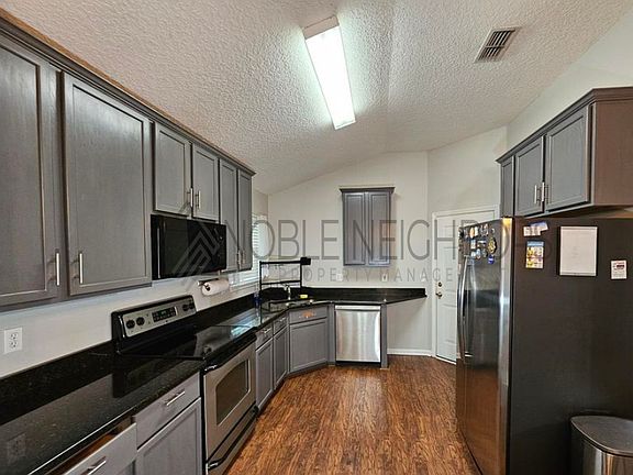 4th image of 2573 Cold Creek Blvd