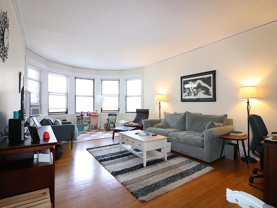 1st image of 152 Babcock St #23