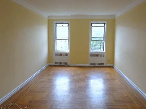 5th image of 41-15 45th St #5L