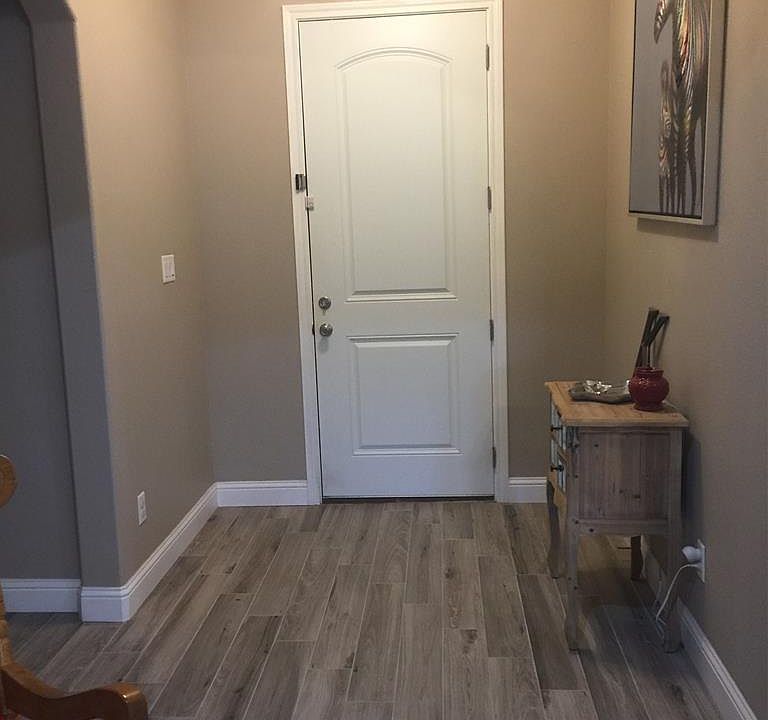 2nd image of 1108 Daybreak Way