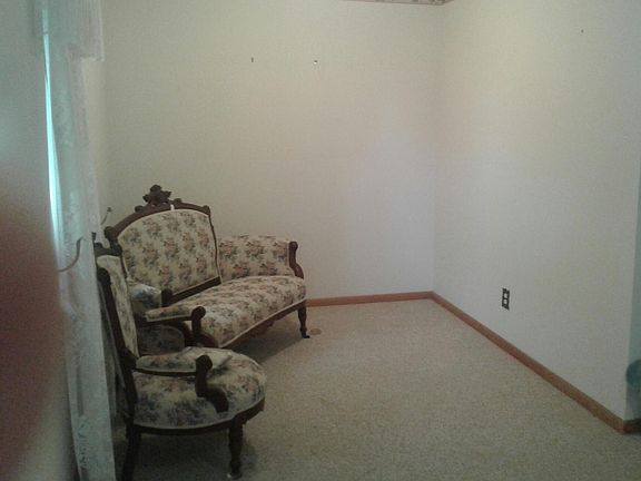 2nd image of 2461 Fm 957