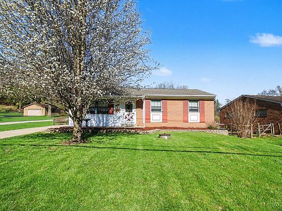 2nd image of 1899 Berkshire Rd