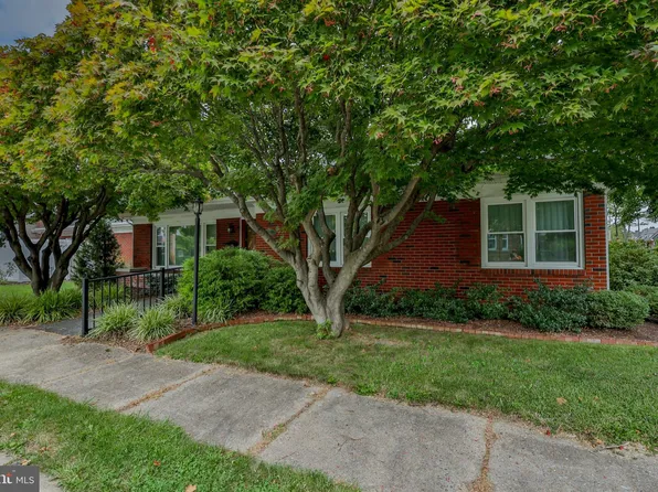 707 N Muhlenberg St, Allentown, PA 18104