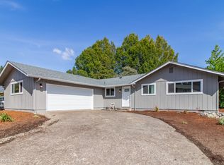 3705 Kevington Ave, Eugene, OR 97405