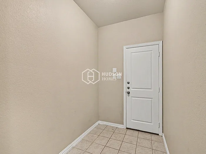 10420 Talus Dr — Photo 23