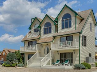 345 Roberts Ave, Seaside Park, NJ 08752