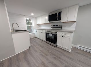 557 Walnut St APT 3, Fall River, MA 02720