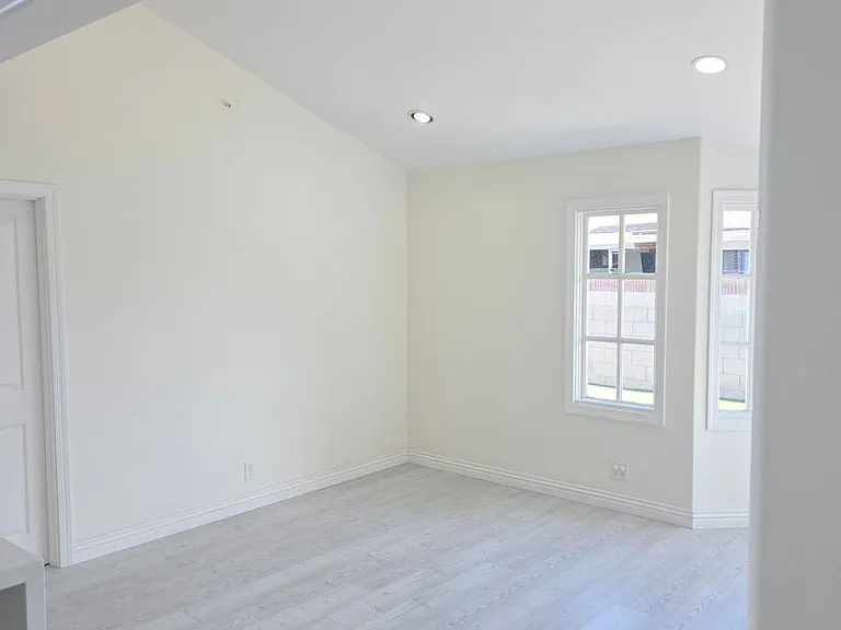 2536 W 227th St — Photo 30