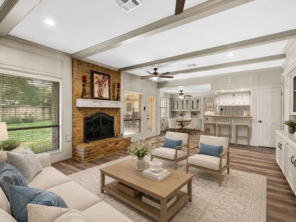 5406 Glenview Dr, Kingwood, TX 77345