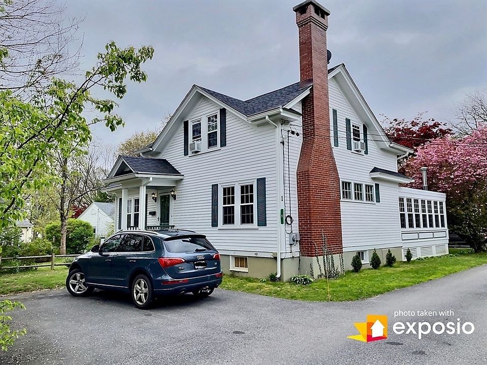 1 Horton Pl E, Rumford, RI 02916 Zillow