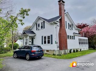 1 Horton Pl E, Rumford, RI 02916