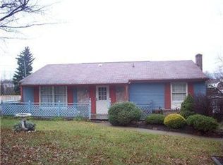 295 Deer Park Dr E, Clairton, PA 15025