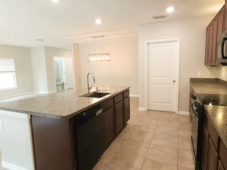 10207 Boggy Moss Dr — Photo 6
