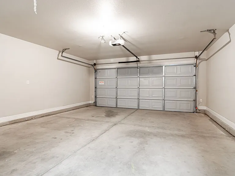 5917 Mile High Ln — Photo 22