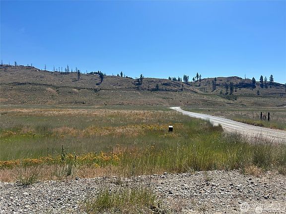 2nd image of 4 Crest Drive